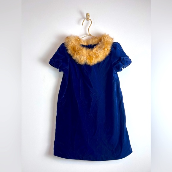 Janie and Jack  blue velvet dress with fur collar and bow sleeves size 5. - Picture 1 of 9